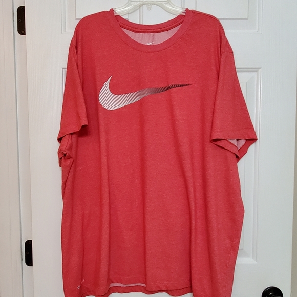 4x nike shirt
